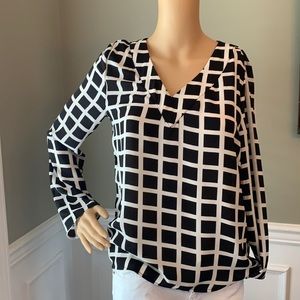 Eva Longoria Black and white Blouse